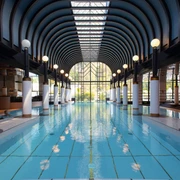 vj-spa-nescens-hallenbad-wellness