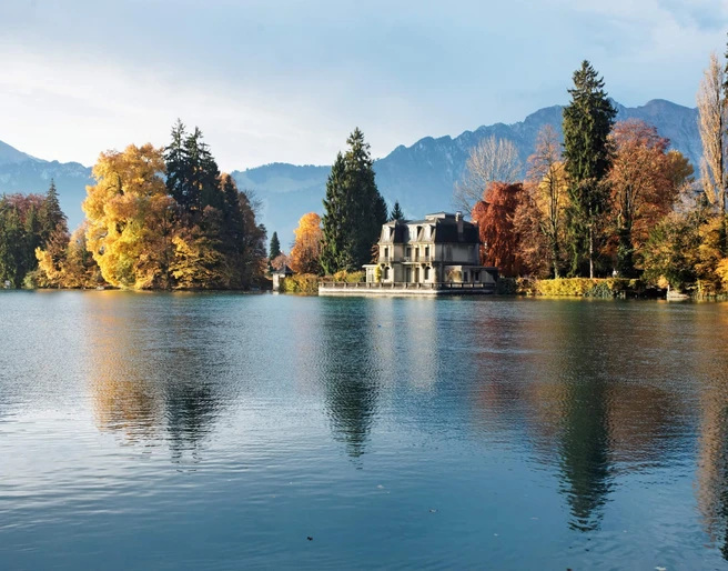 thun-aare-herbst-aarequai-aussicht
