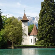 thun-kirche-scherzligen-sommer-aare