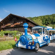 spiez-spiezer-zuegli-rundfahrt-sommer-dorftour