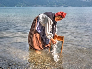 spiez-piet-szenische-rundgaenge-der-anderen-art-sommer-thunersee