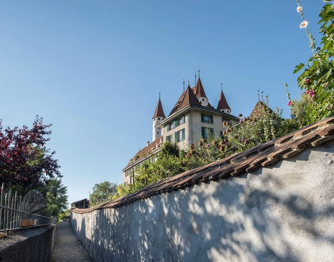 thun-sommer-schlossberg-schloss-carolina-piasecki