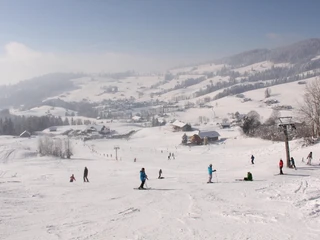schwanden-bei-sigriswil-skilift-winter-skigebiet