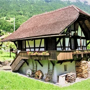ringgenberg-dorfmuseum-fruehling-schlossweid
