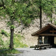 gunten-grillstelle-huette-riedli
