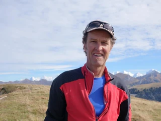 diemtigtal-schneeschuhtouren-kammer-ueli-winter-winteraktivitaet