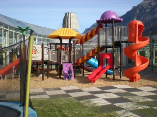 interlaken-jungfraupark-sommer-aussenbereich-mysty-land