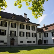 interlaken-schloss-innenhof