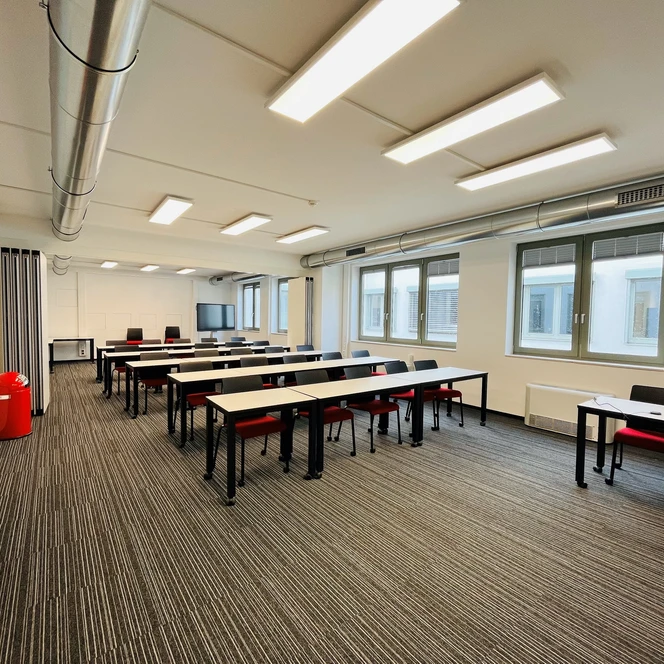 Meeting room Ullswater with parliamentary seating at the event venue Lancaster University | Leipzig Convention Bureau