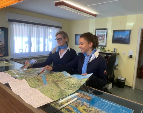 beatenberg-tourismusbuero-mitarbeiterinnen