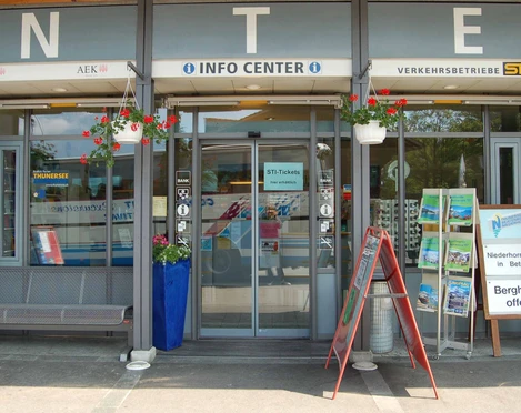 gunten-tourist-info-aussen-fassade