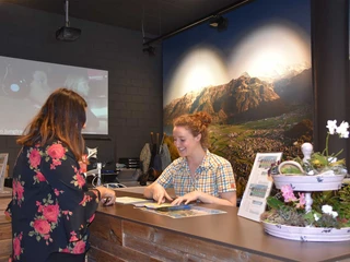 interlaken-tourismus-buero-information-gast