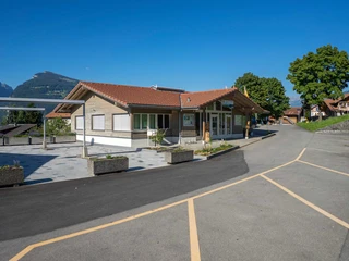 krattigen-info-center-mit-panorama