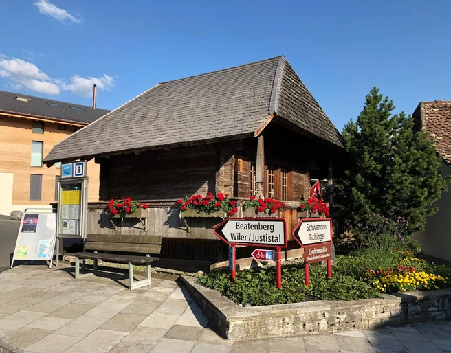 sigriswil-sommer-tourist-information-haus
