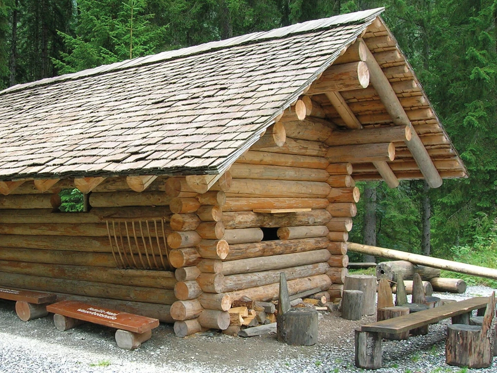 naturpark-diemtigtal-blockhaus-mutzenstube