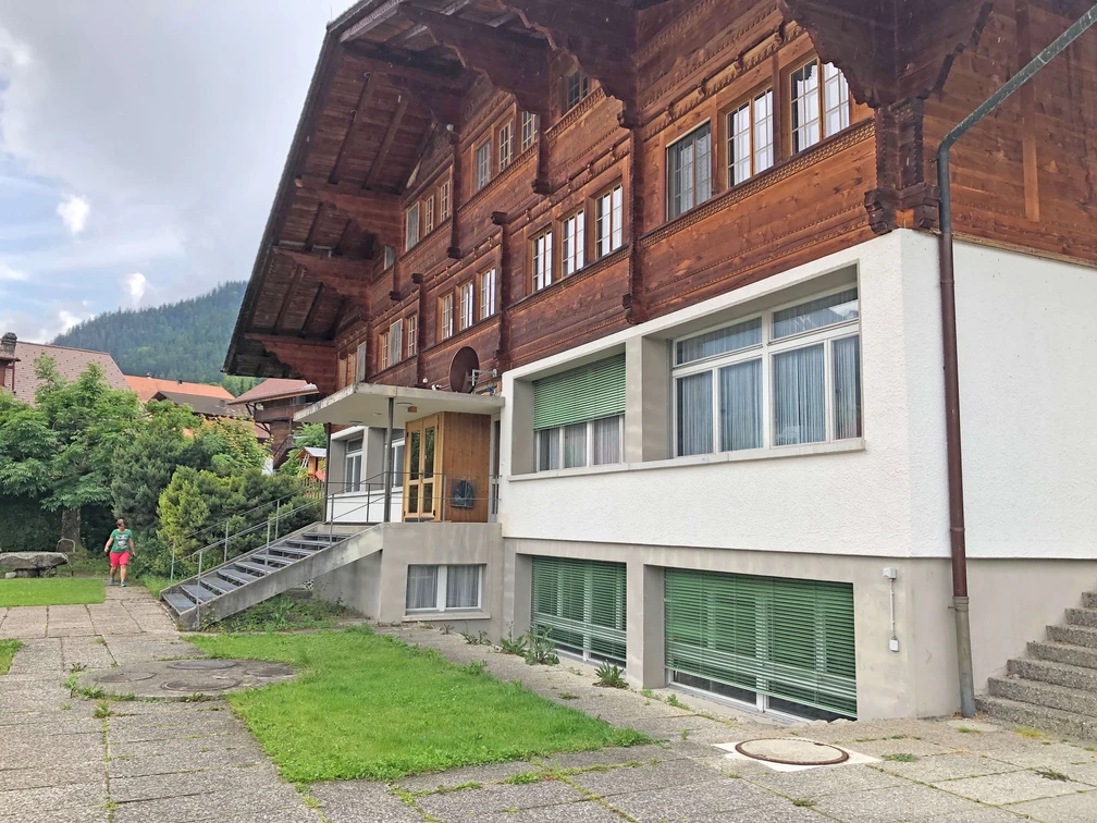 Sport in der Turnhalle vom Diemtighuus