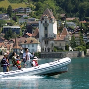 spiez-segelschule-thunersee-fototour-schloss