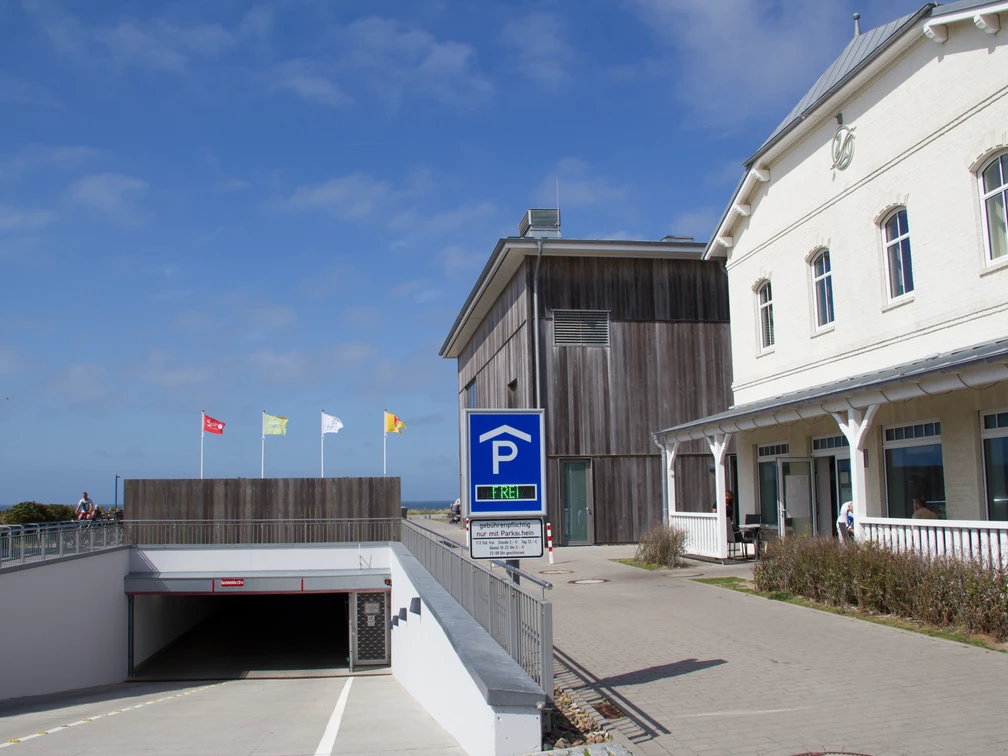 Parkhaus im Haus am Kliff