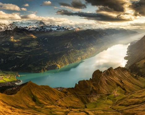 Vue sur le lac de Brienz