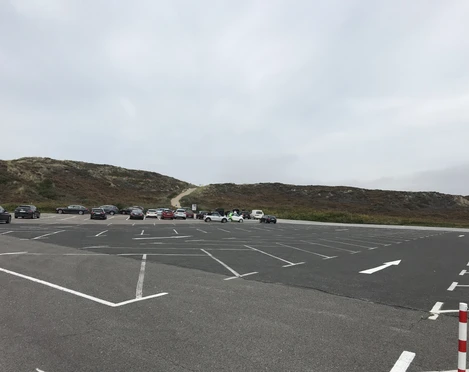 Der Parkplatz an der Buhne 16 in Kampen