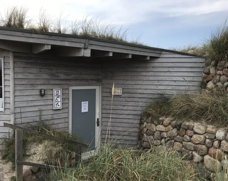 Toiletten am Strandübergang Sturmhaube