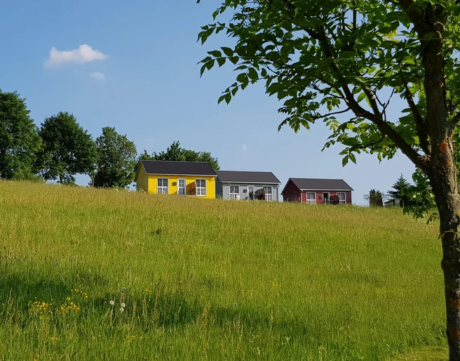 Ferienhäuser mit Wiese
