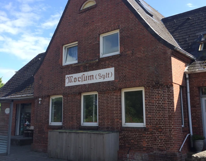 Morsumer Bahnhofsgebäude