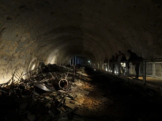Querstollen in der Besucherstollenanlage-, bis 1944 Häftlingsunterkunft