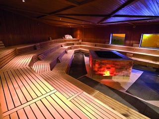 Die mega Brocken Sauna in der Kristalltherme.