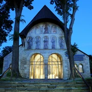Die_noch_erhaltene_Vorhalle_des_Goslarer_Doms_-_Foto_GOSLAR_marketing_gmbh.jpg