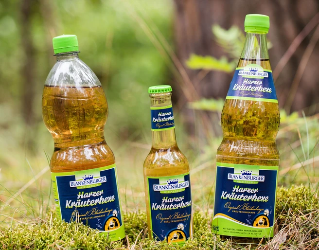 Harzer Kräuterhexe (Kräuterlimonade) im Wald