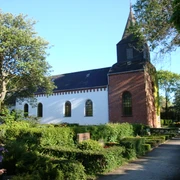 Der Friedhof an der Kirche St. Niels in Westerland