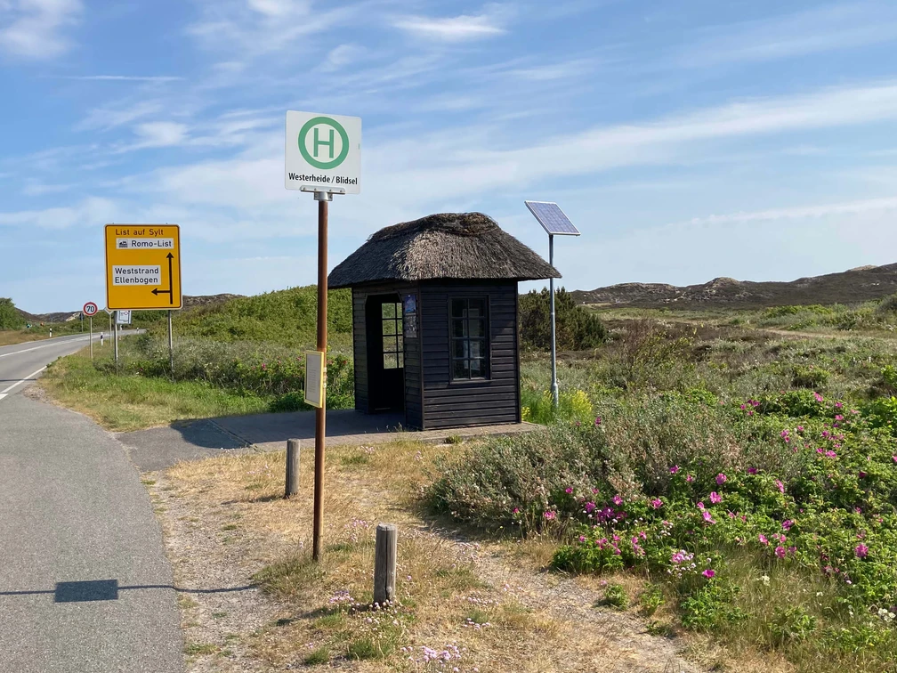 Bushaltestelle Westerheide Richtung List  Bushaltestelle Westerheide