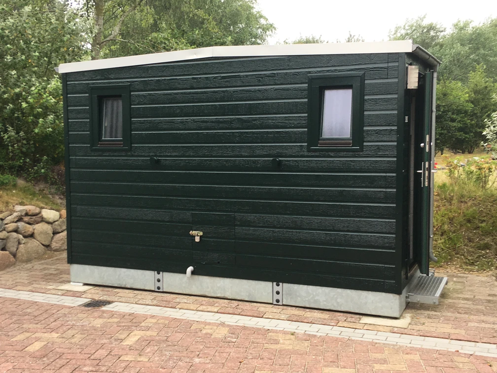 Toilette am Friedhof