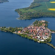 3128_RZ_Luftbild_Burkhard_Kuhn_1980x1080.jpg Luftbild der Inselstadt Ratzeburg