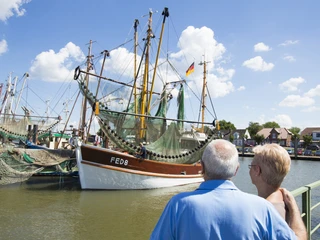 Kutterhafen_Krabbenkutter_Nordsee_Butjadingen_Fedderwardersiel.jpg