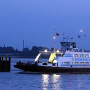 Bremerhaven_Nacht_Weserfaehre_Nordsee_Butjadingen_Faehre.jpg