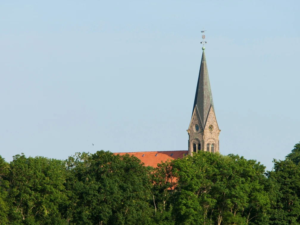 Langwarden_Kirche_Nordsee_Butjadingen.jpg
