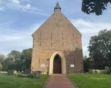 Kirche Eckwarden1.JPG