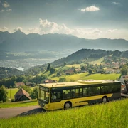 goldiwil-thun-bike-shuttle-landschaft-sti-sommer