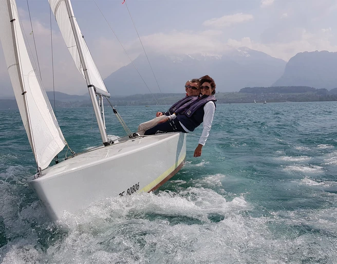 hilterfingen-segelschule-thunersee-segeln