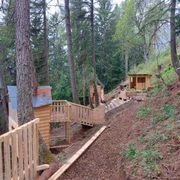 Wald-Abenteuerspielplatz Tschuggen 8.jpg