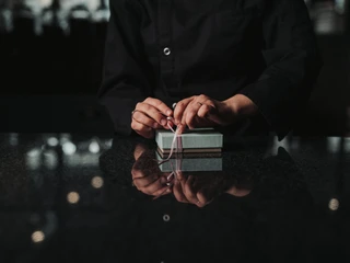 MaxChocolatier_Creation Geschenk von Max ChocolatierGift from Max ChocolatierCadeau de Max Chocolatier