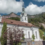 Église Saint-Jérôme Aussenansicht der Pfarrkirche St. HieronymusExterior view of the catholic Church of St. JeromeVue extérieure de l'église paroissiale Saint-Jérôme