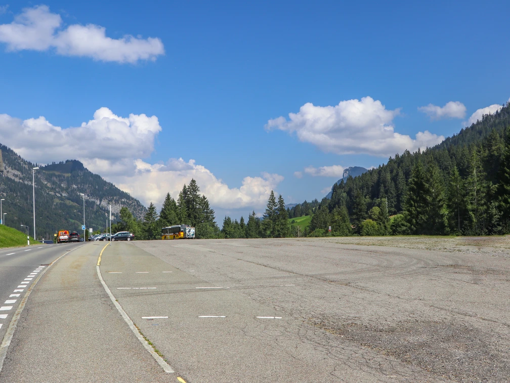 20230908_Parkplatz_Ochsenweid_Lea Kramer (5)-2.jpg