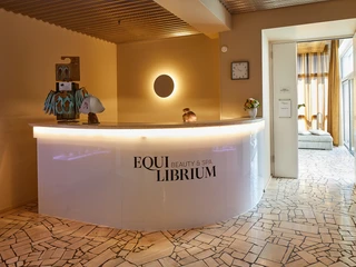 Equilibrium Spa und Beauty Hotel Rössli Empfang im Equilibrium Spa and Beauty Hotel RössliReception at the Equilibrium Spa and Beauty Hotel RössliAccueil à l'Equilibrium Spa and Beauty Hotel Rössli