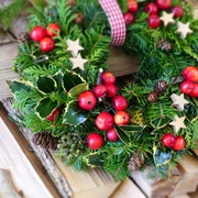 wreath-6845399_1920 c) silviarita-pixabay.jpg