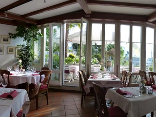 HotelRigiVitznau-saal.jpg