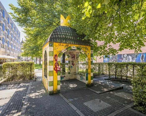 Labyrinth in der Innenstadt- Spielplätze in Leipzig Während eines Familienausflugs ins Zentrum können sich Kinder beim Labyrinth in der Reichsstraße austoben.