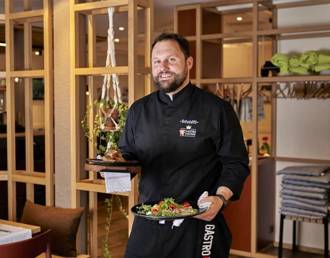 Willi Felder - Ihr Gastgeber im Restaurant Bahnhöfli